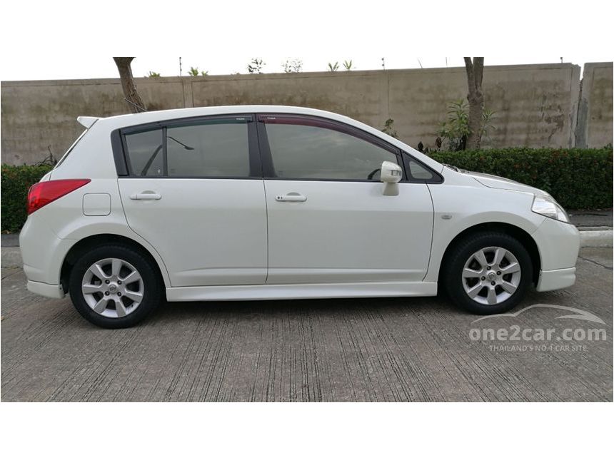 Nissan Tiida 2008 G 1.8 in กรุงเทพและปริมณฑล Automatic Hatchback สีขาว