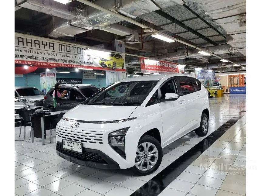 Jual Mobil Hyundai Stargazer 2024 Active 1.5 di Jawa Timur Automatic MPV Putih Rp 215.000.000
