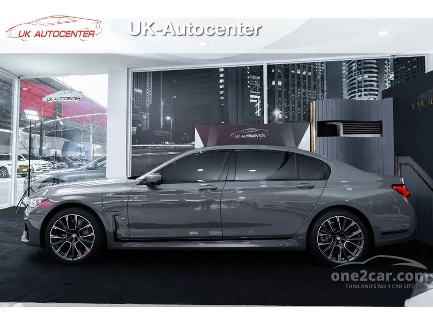 2021 BMW 745Le xDrive M Sport Sedan