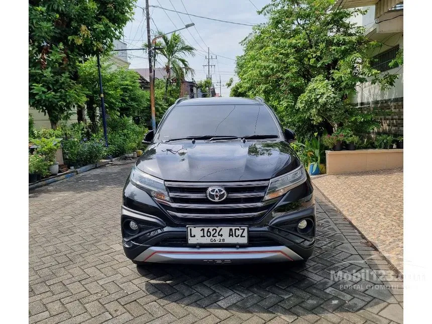 Jual Mobil Toyota Rush 2018 TRD Sportivo 1.5 di Jawa Timur Automatic SUV Hitam Rp 203.000.000