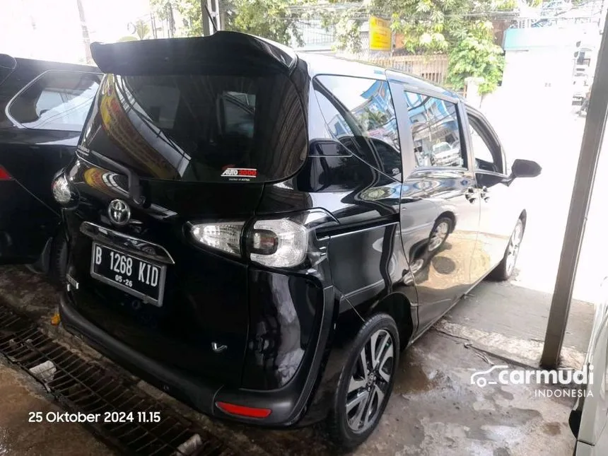 2021 Toyota Sienta V MPV