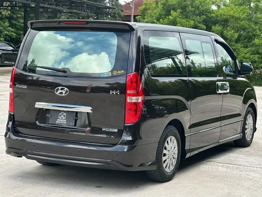2018 Hyundai H-1 Deluxe Van