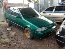 1991 Suzuki Esteem 1,3 1.3 Sedan