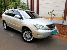 2004 Toyota Harrier 2.4 L Prem 240G SUV