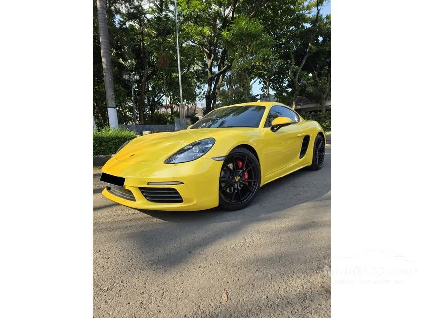 2017 Porsche 718 Cayman S Coupe