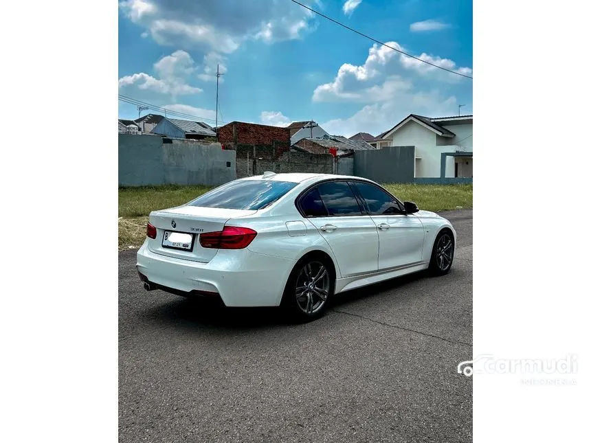 2016 BMW 330i M Sport Sedan