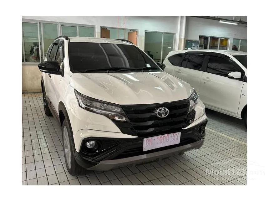 Jual Mobil Toyota Rush 2024 S GR Sport 1.5 di Banten Automatic SUV Putih Rp 294.500.000