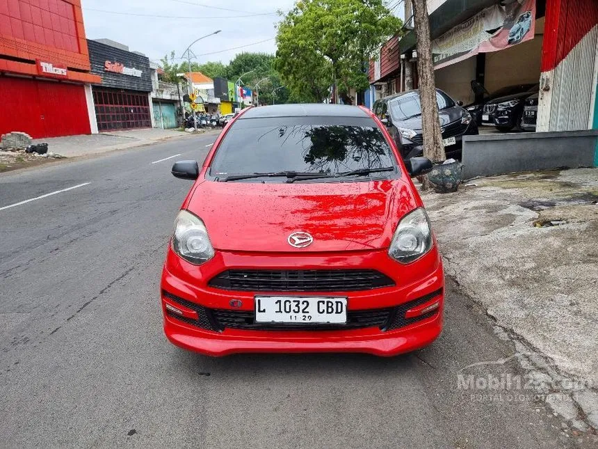 Jual Mobil Daihatsu Ayla 2015 M Sporty 1.0 di Jawa Timur Manual Hatchback Merah Rp 88.000.000