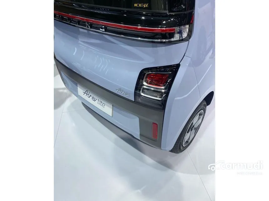 2024 Wuling EV Air ev Lite Long Range Hatchback