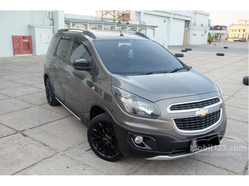 Jual Mobil  Chevrolet  Spin  2021 ACTIV  1 5 di DKI Jakarta 