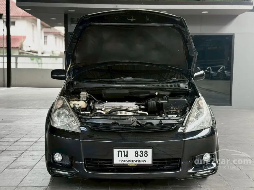 2004 Toyota WISH Q Wagon