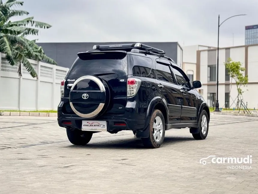 2013 Toyota Rush S SUV