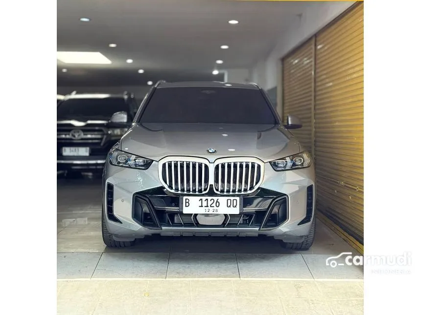 Jual Mobil BMW X5 2023 xDrive40i xLine 3.0 di DKI Jakarta Automatic SUV Abu