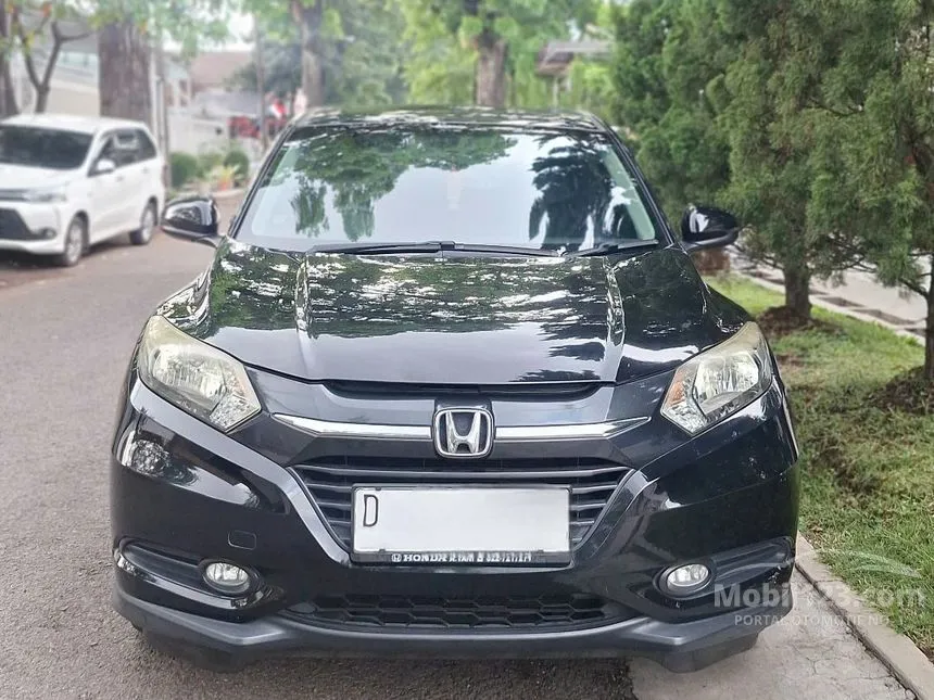 Jual Mobil Honda HR