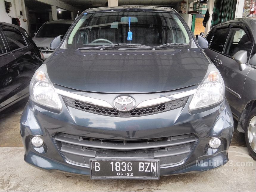 27 Inspirasi Baru  Warna Mobil  Toyota  Avanza  2012 