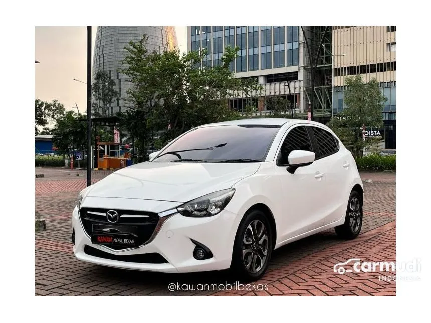 2015 Mazda 2 R Hatchback