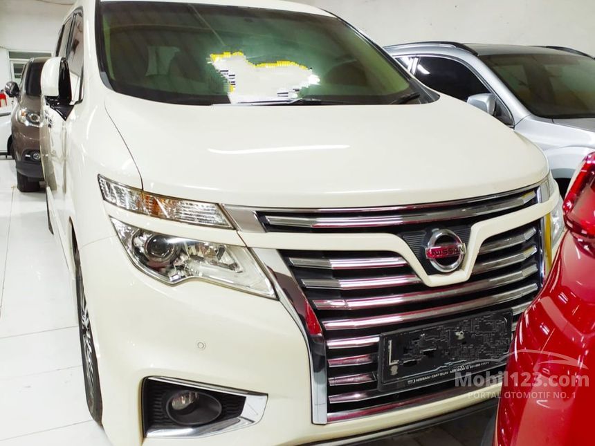 Nissan elgrand 2016