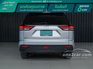 2024 Toyota INNOVA 2.0 Zenix HEV Premium Wagon