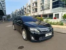 2012 Toyota Camry 2.5 Hybrid Sedan