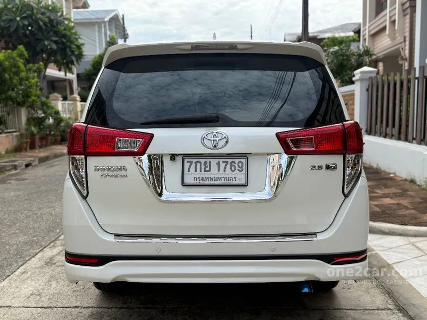 2018 Toyota INNOVA Crysta G Wagon