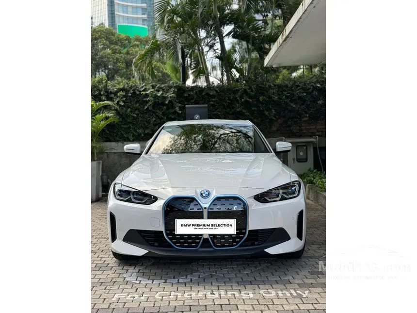 Jual Mobil BMW i4 2024 eDrive35 di DKI Jakarta Automatic Gran Coupe Putih Rp 1.735.000.000