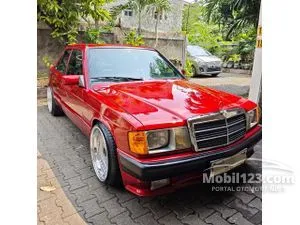 1986 Mercedes-Benz 190E 2.0 W201 Sedan