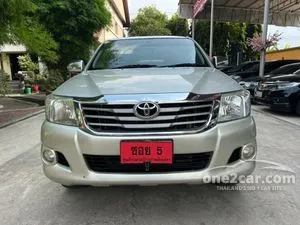 2013 Toyota HILUX VIGO 2.7 Champ J Smart Cab Pickup
