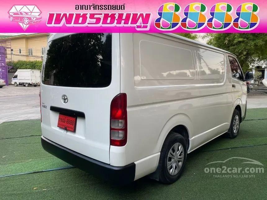 2019 Toyota Hiace D4D Van