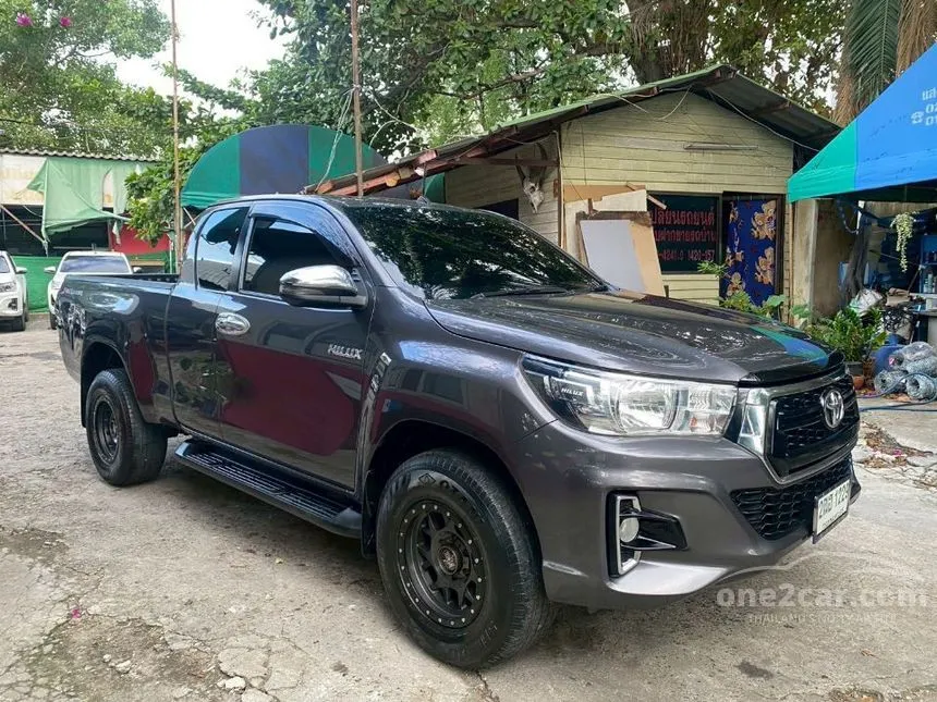 2020 Toyota HILUX REVO E Prerunner Smart Cab Pickup