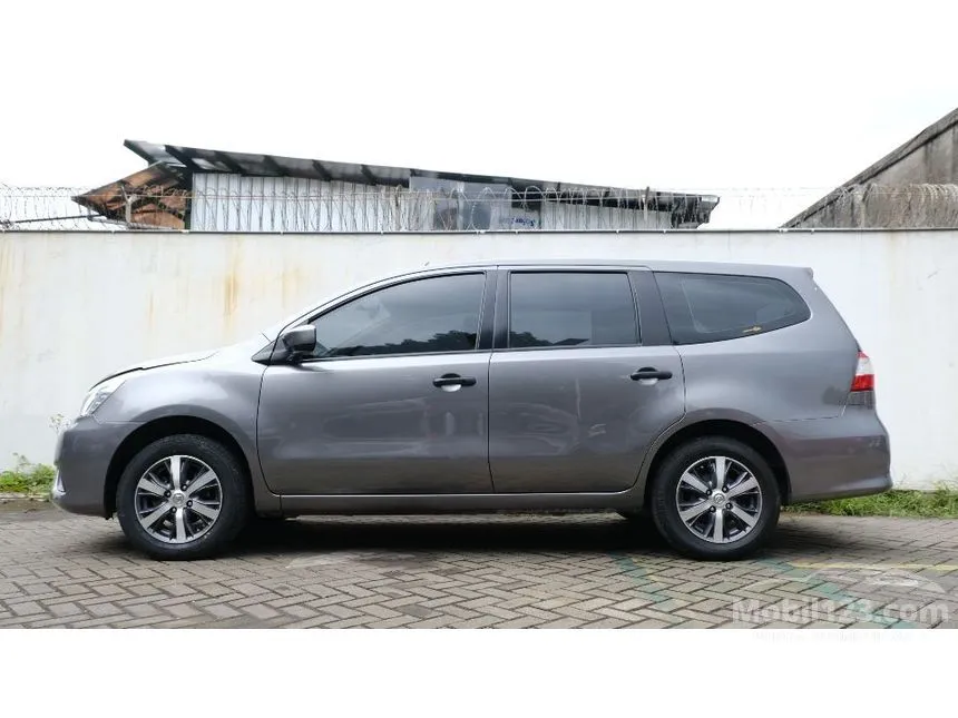 2016 Nissan Grand Livina SV MPV