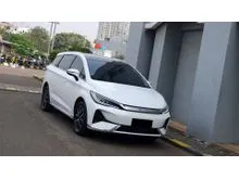 2025 BYD M6 Superior Captain 6 Seater MPV