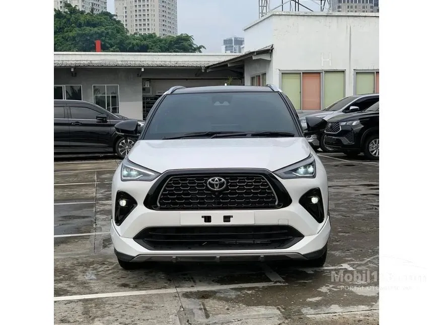 Jual Mobil Toyota Yaris Cross 2025 S HV with GR Parts Aero Pkg 1.5 di Jawa Barat Automatic SUV Putih Rp 340.500.000