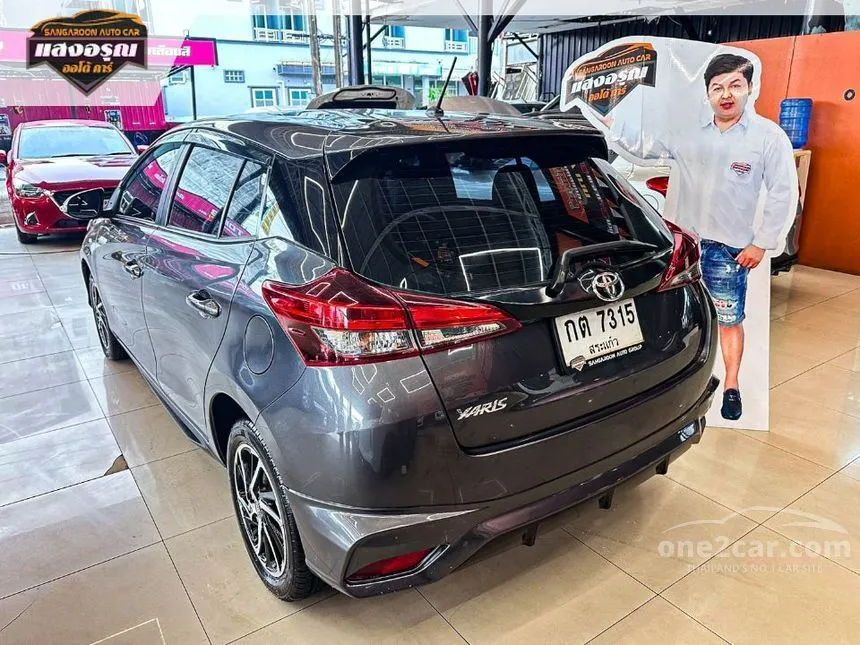 2021 Toyota YARIS Sport Hatchback