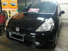 Honda Jazz 1.5 i-DSI Matic Hitam 2006 akhir