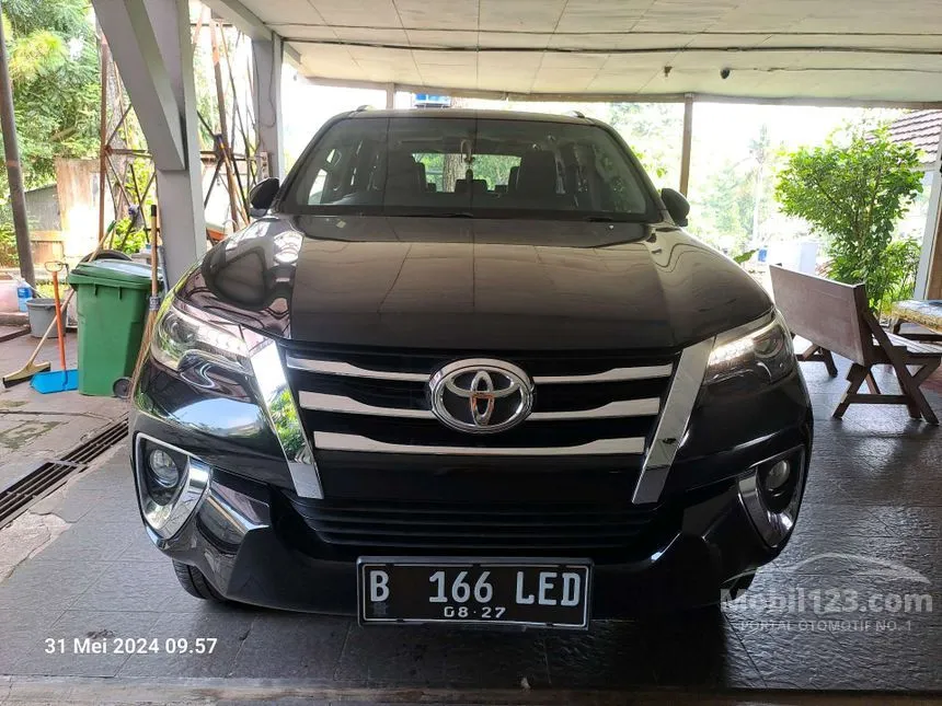 Jual Mobil Toyota Fortuner 2017 VRZ 2.4 di Jawa Barat Automatic SUV Hitam Rp 359.000.000