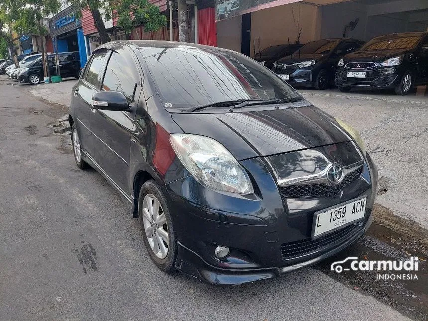 2010 Toyota Yaris S Limited Hatchback