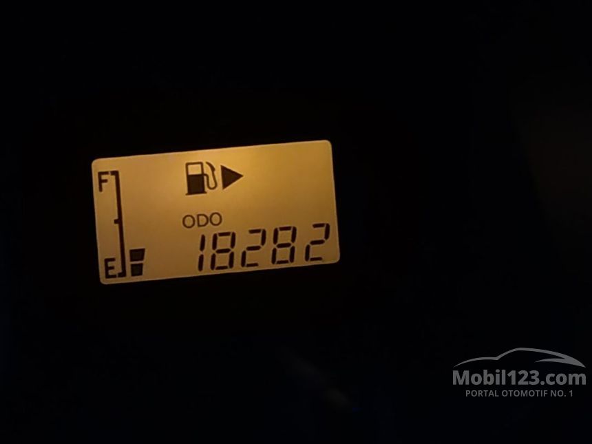 2015 Daihatsu Gran Max STD ACPS Single Cab Pick-up