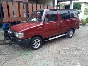 1993 Toyota Kijang 1.5 Deluxe SSX Van