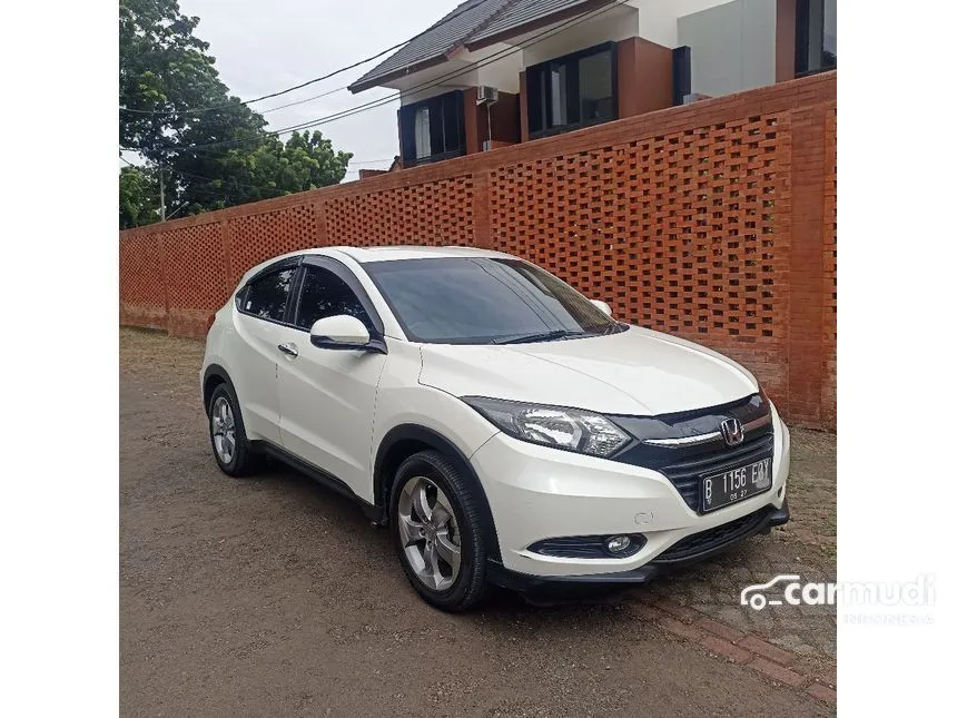 Jual Mobil Honda HR