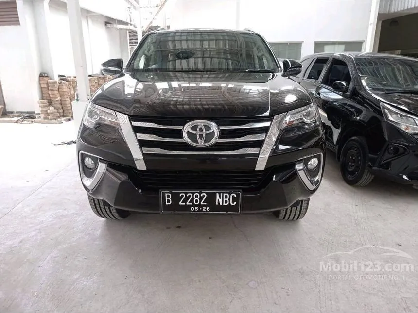 Jual Mobil Toyota Fortuner 2019 VRZ 2.4 di Banten Automatic SUV Hitam Rp 388.900.000