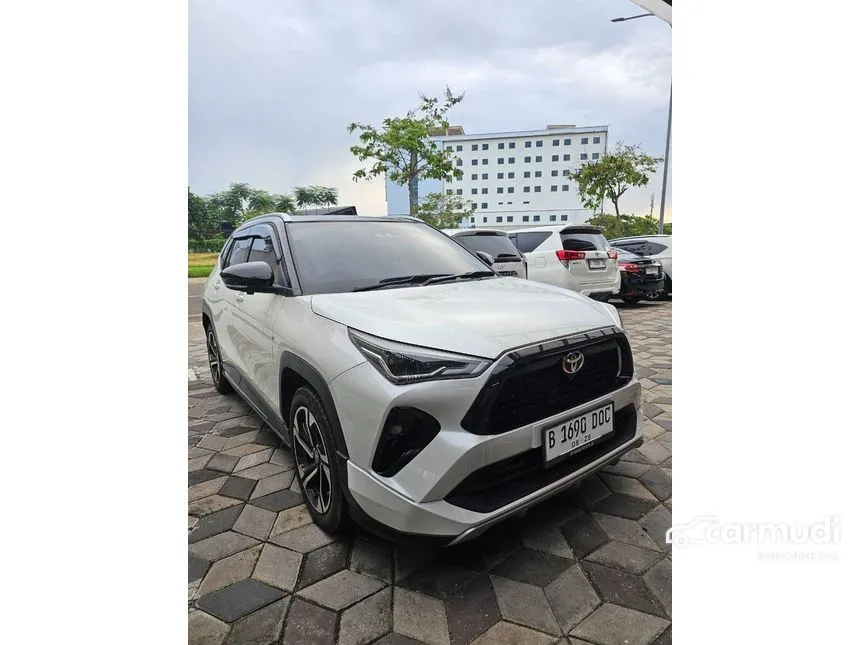 Jual Mobil Toyota Yaris 2023 GR Sport 7 AB 1.5 di Jawa Barat Automatic Hatchback Putih Rp 350.000.000