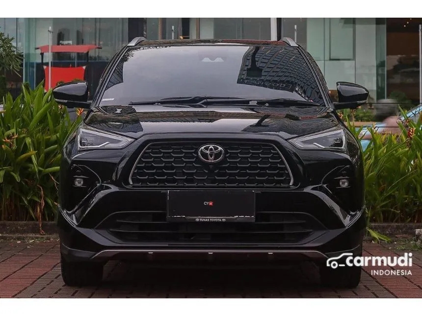 2023 Toyota Yaris Cross S HV with GR Parts Aero Pkg SUV