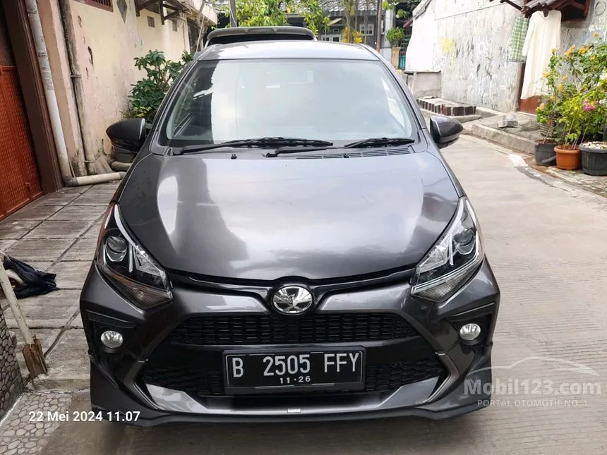 Jual Mobil Toyota Agya 2021 GR Sport 1.2 di Jawa Barat Automatic Hatchback Abu