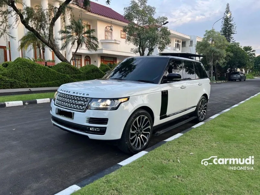 2014 Land Rover Range Rover Vogue SUV