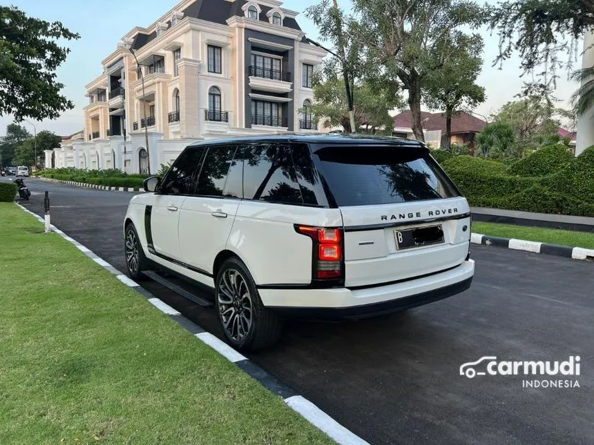 2014 Land Rover Range Rover Vogue SUV