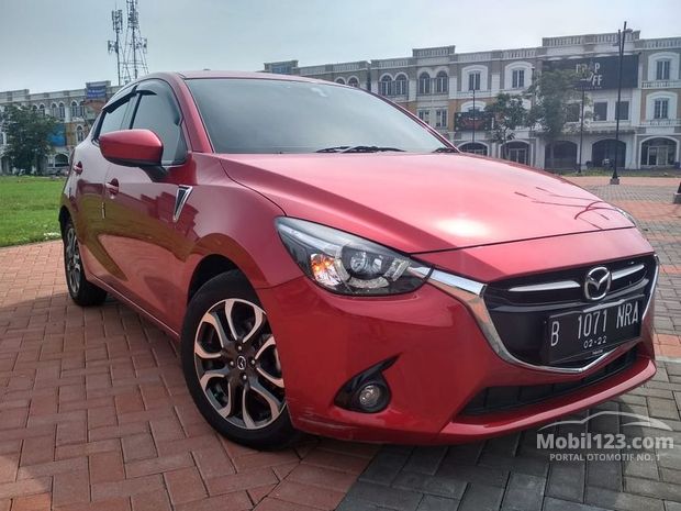 Mazda 2 GT Mobil Bekas Baru dijual di Indonesia - Dari 