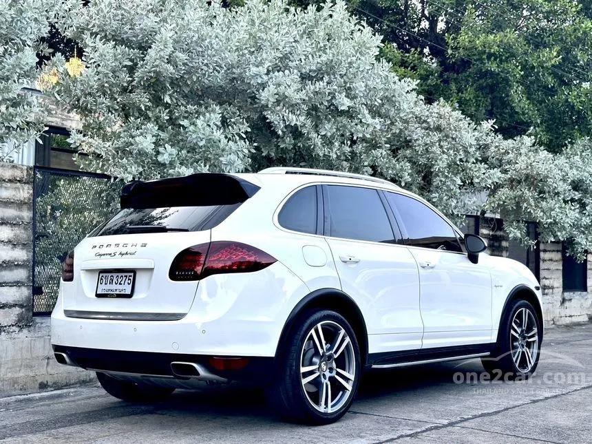 2012 Porsche CAYENNE S Hybrid SUV