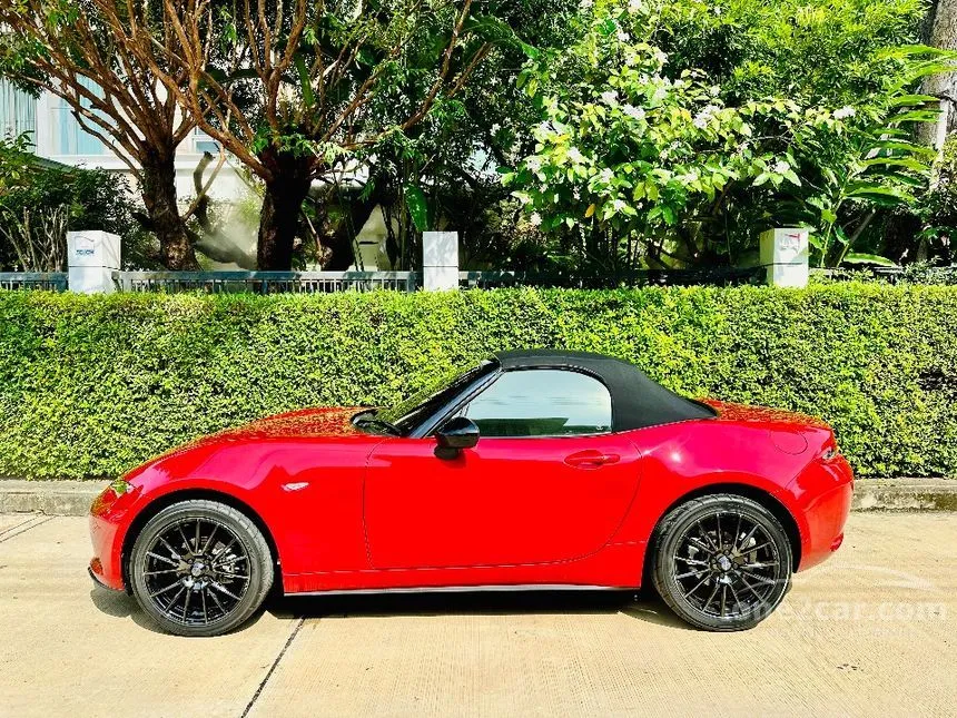 2024 Mazda MX-5 Convertible