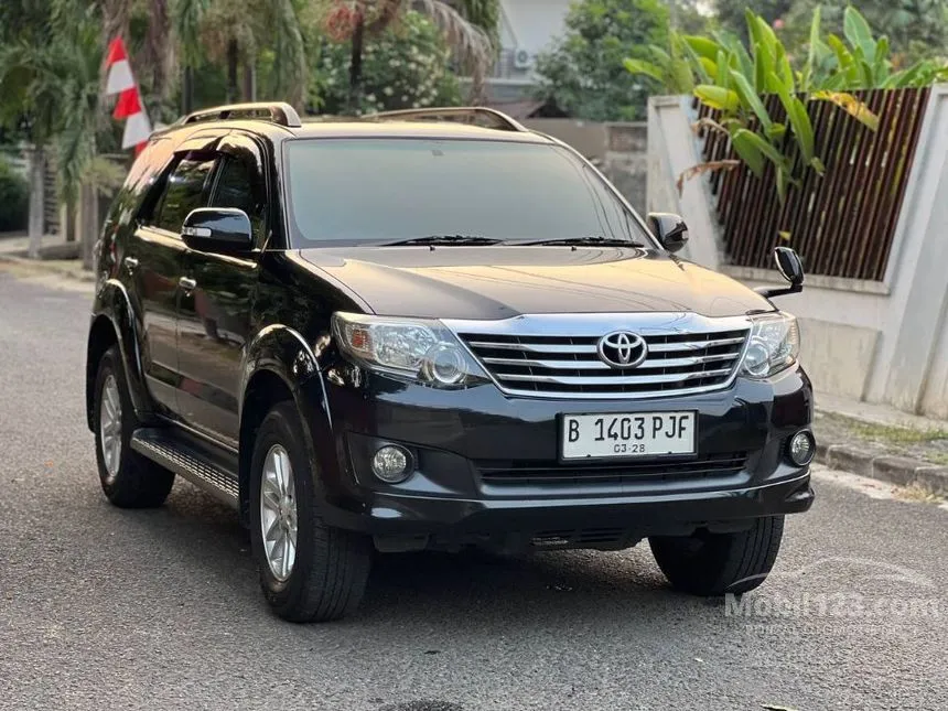 Jual Mobil Toyota Fortuner 2013 V 2.7 di DKI Jakarta Automatic SUV Hitam Rp 215.000.000