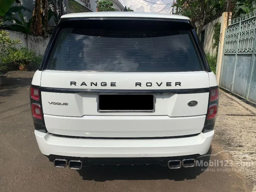 2017 Land Rover Range Rover Vogue SUV